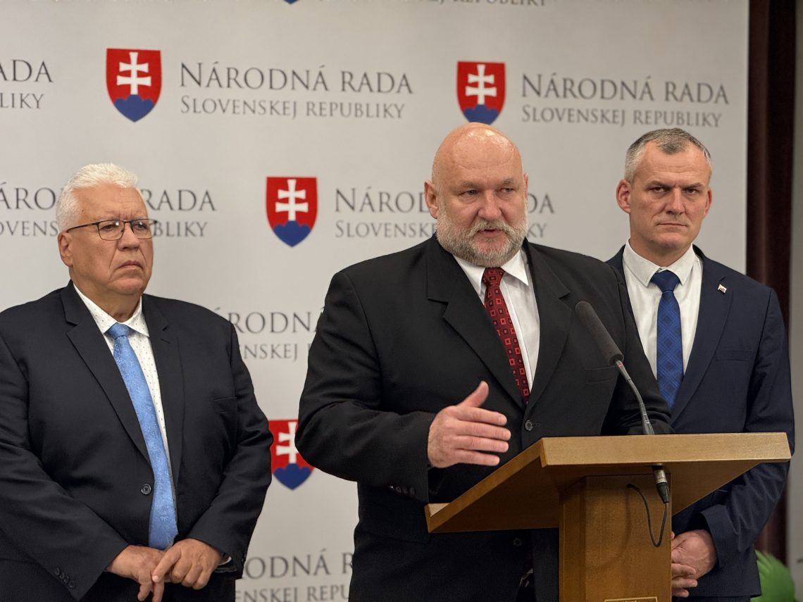 Strana Vidieka zamedzila zneužívaniu pokutovania vodičov za rýchlosť v obciach