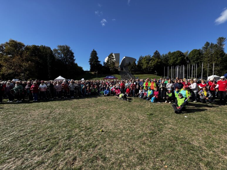 NORDIC WALKING V BANSKEJ BYSTRICI DNES NAVŠTÍVILO VYŠE 700 SENIOROV